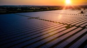 Fotovoltaicke-elektrarny-Empemont-zapad-slunce
