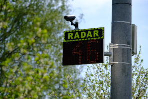 Radarový-měřič-rychlosti-RMR30
